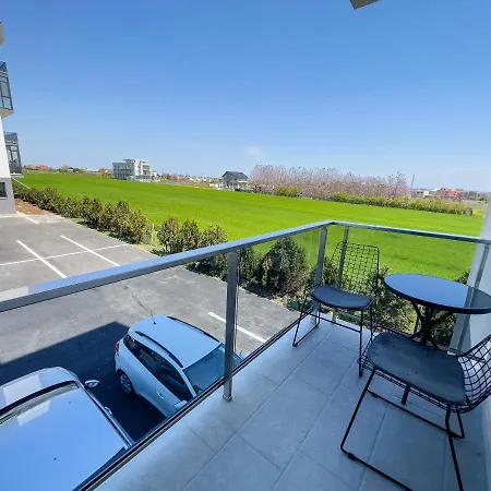 Aqua 16 - Bychoice Apartment *